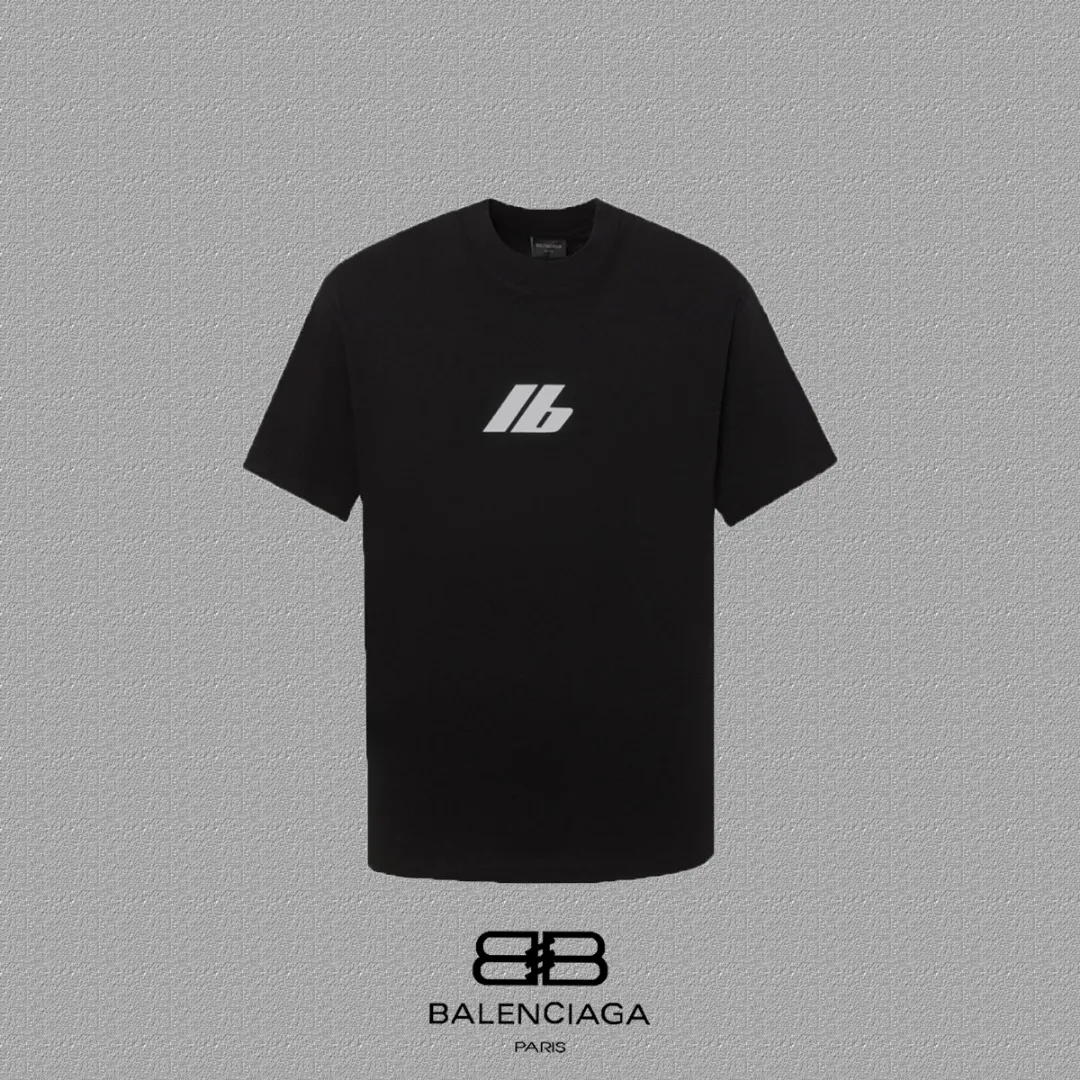 P80✨🔥 BALENCIAGA Paris 3M reflective letter printed short-sleeved T-shirt. Custom-woven and dyed 280g combed cotton heavyweight fabric. Zero color difference in threads. Perfect details. Different from the current currency version. Welcome to compare. Same Style for men and women. Must-sell in the picture above. Color: White Black Size: 1 2 3 4